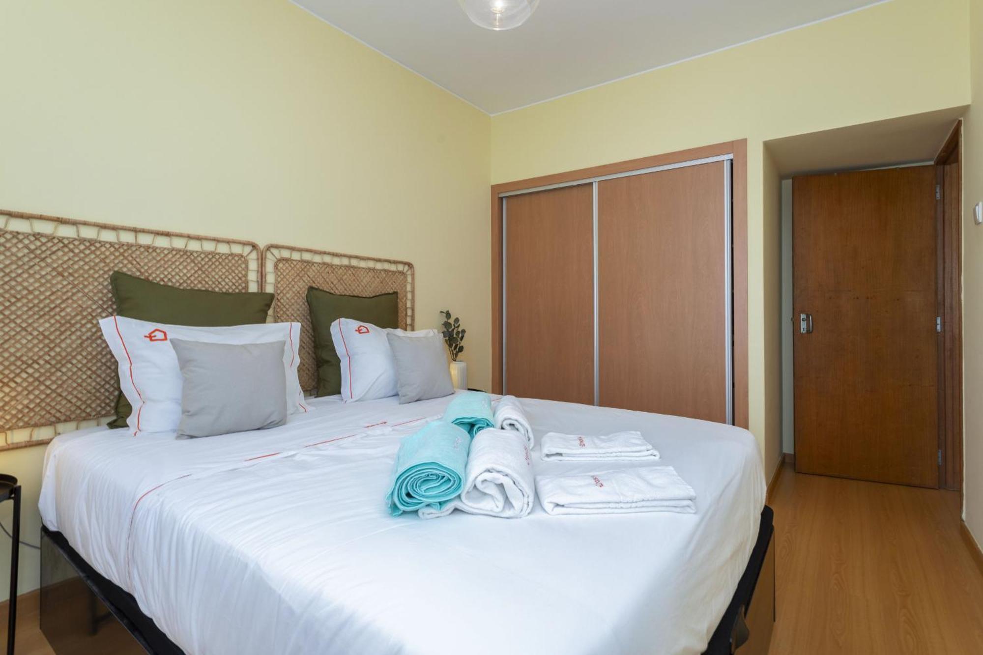 New! Quarteira Sea View Apartment Ngoại thất bức ảnh
